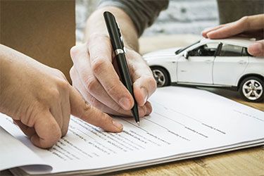 Kaufvertrag Auto gewerblich: Das müssen Sie wissen