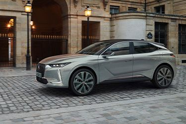 DS Automobiles 4
