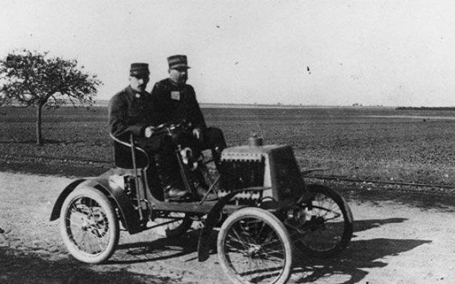 Über Renault